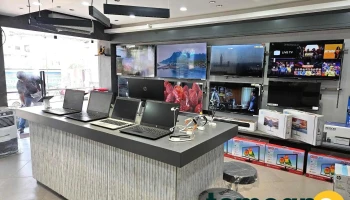 𝗧𝗛𝗘 𝗠𝗢𝗕𝗜𝗟𝗘 𝗖𝗢𝗥𝗡𝗘𝗥 - Near New Arts Commerce And Science College