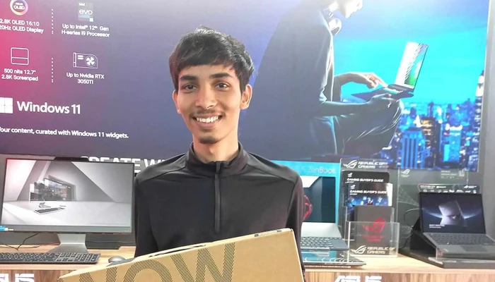 Asus Exclusive Store Kalyan Dev Infosolutions Location - Mumbai, Kalyan