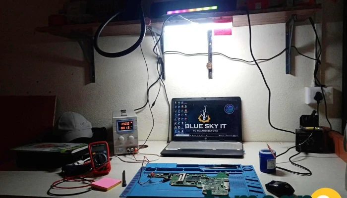 Blue Sky It Computers -  Computer - Gadhinglaj