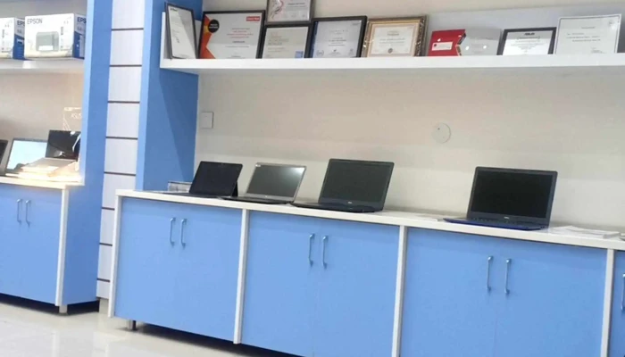 Computer Shopee Hp World Kuruksehtra Area - Kurukshetra