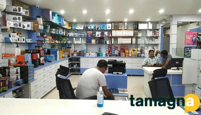 Computer Shopee Hp World Kuruksehtra Inside - Kurukshetra