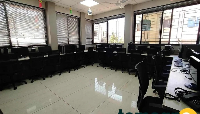 Creative Computer -  Inside - Daund