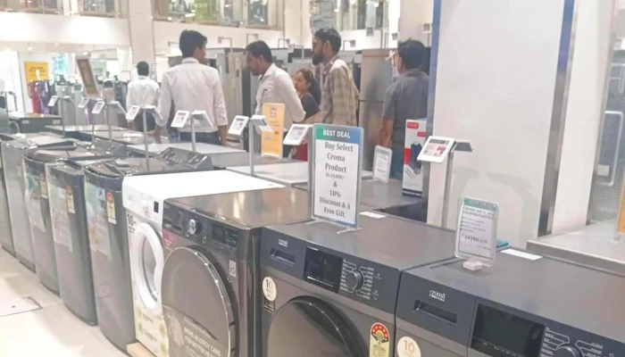 Croma -    Amravati Area - Amravati