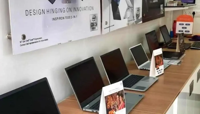 Dell Exclusive Store -    Pacific Incorporation Nanded Principal - Mayur Apartment
