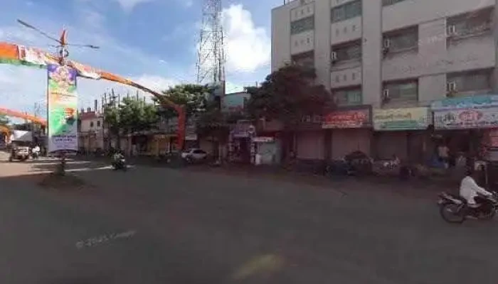 Dwarkadas Shamkumar Ahmadpur -    Mg College Road Street View 360deg - Ahmedpur