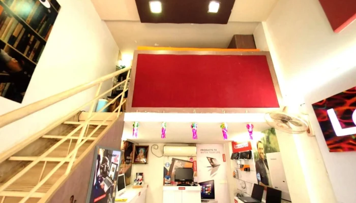 Eagle Computers -  Inside - Chhatrapati Sambhajinagar