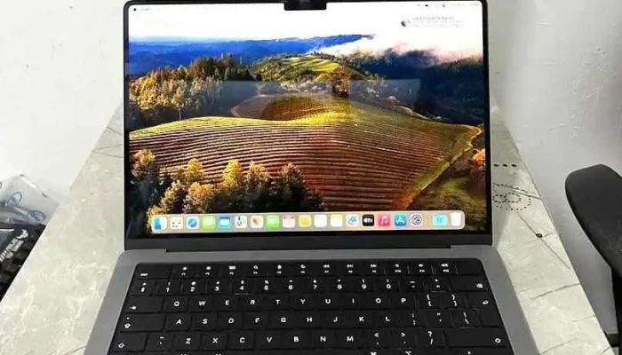 Galaxy Computers - Refurbished/Used Laptops & Desktops - E), Mumbai, Mumbai