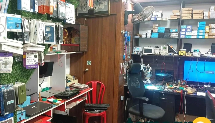Genius bar - Anand Dhara Apartment