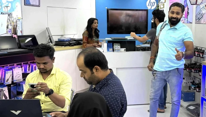 Hp World Goodwill Computer Computer Store - Pimpri-chinchwad