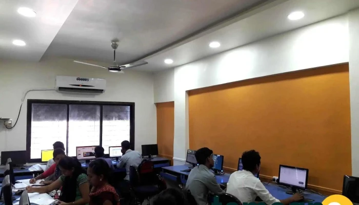 Infolink Computer Education -  Classroom - Dahanu