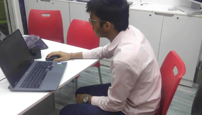 Lenovo Exclusive Store -    Absolute It Solution Promotion - Kalyan, W