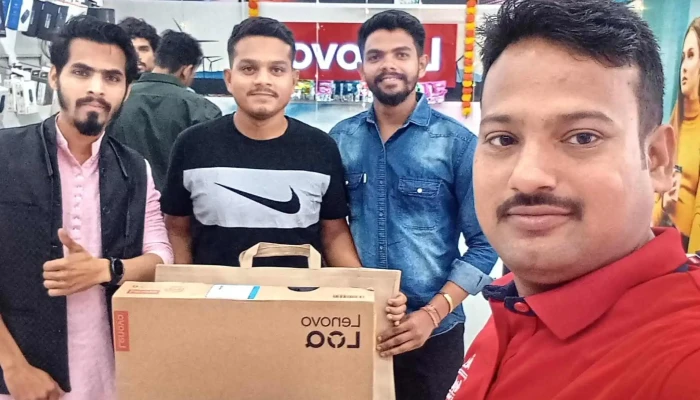 Lenovo Exclusive Store -    Absolute It Solutions Pvt Ltd Open Now - Dhule