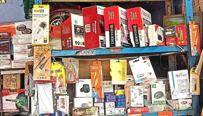 Parvin Electronic -  Inside - Dhule