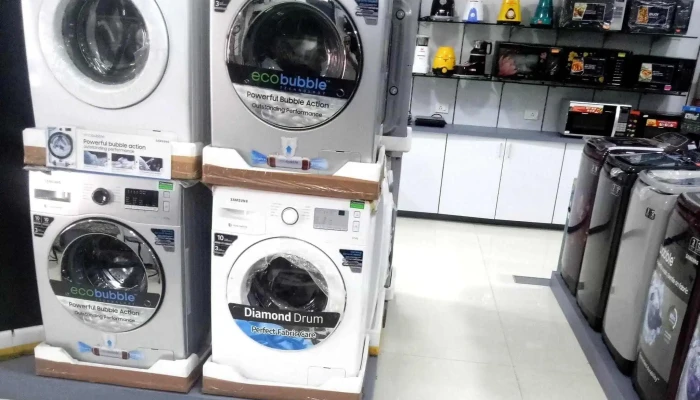 Prakash Electronics -  Number - Daund
