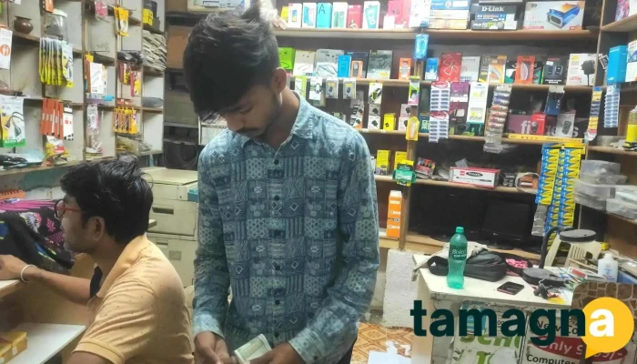 Raj Mobile And Computer -  All - Akola
