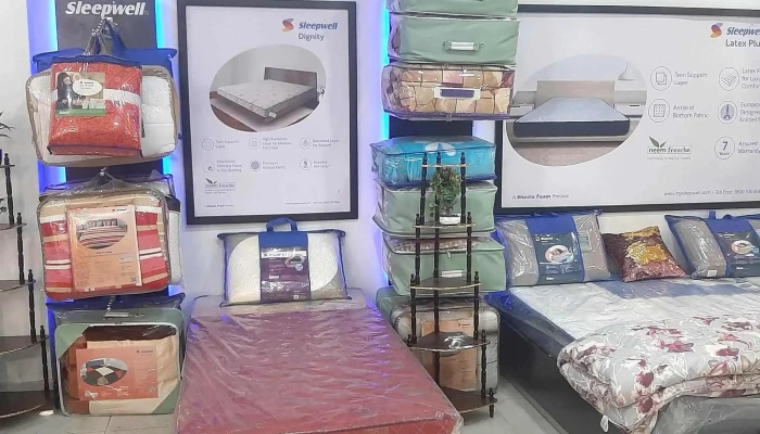 Raja Auto And Radios Raja Mobile Planet Cell Phone Store - Mahendergarh, Mahendragarh