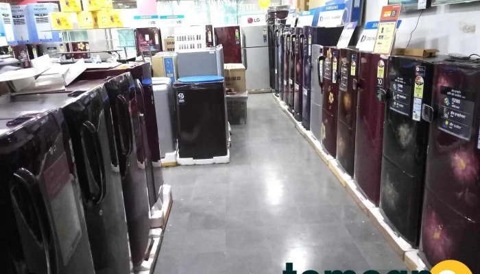 Ravi Electronics And Furnitures And Csp Center -  Inside - Degloor