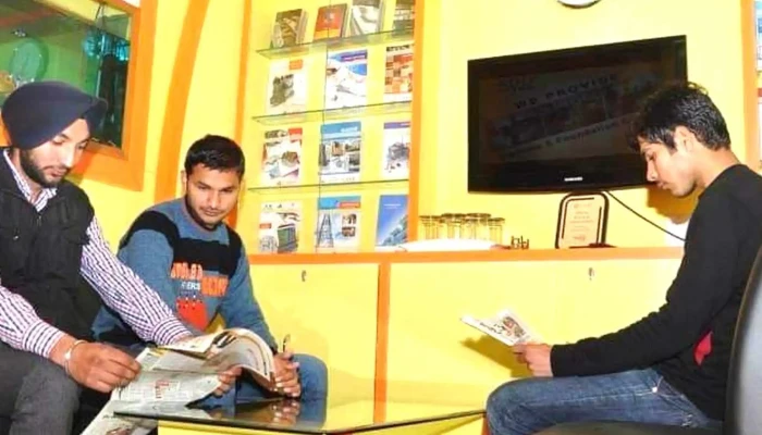 Rediff Cadd Centre -  Photos - Karnal