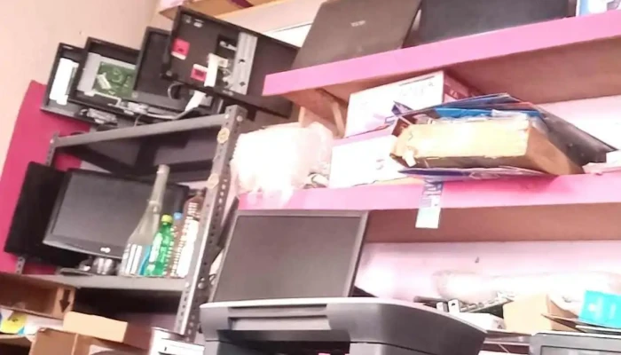 Siva computers tuni - Opposite To Rama Theatre Road