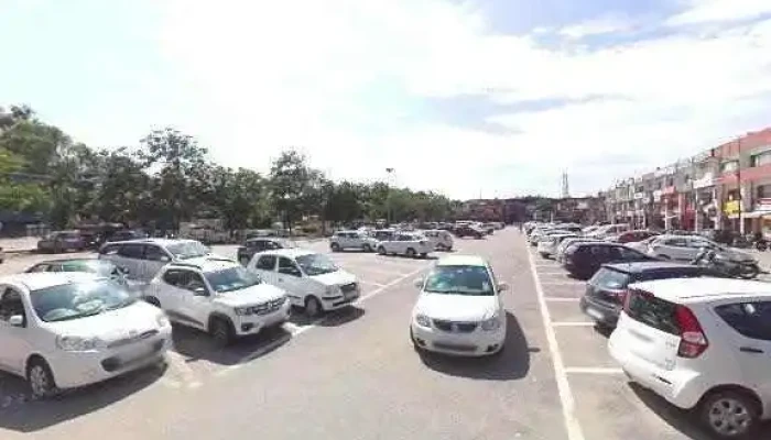 Smart Mobile Zone -    The Smartphone Store Street View 360deg - Panchkula