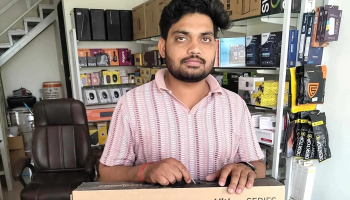 The Computer Mart -  Where - Pale Gaon, Ambernath