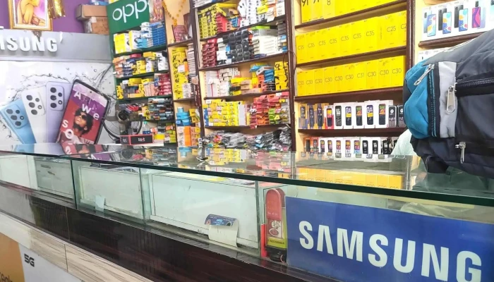 Tuljabhavani Mobiles And Computers -  Where - Deulgaon Raja