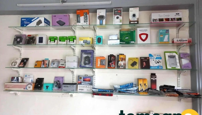 Unique Computers - Opp Kulkarni Shopi Anusaya Complex