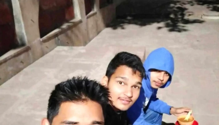 Vi -    Vodafone Idea Store Jind - Jind