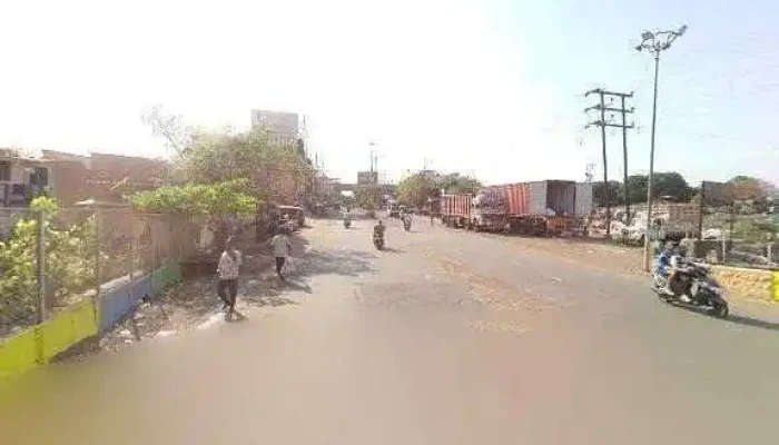 Vishal Com Tech Repairs -  Street View 360deg - Ulhasnagar